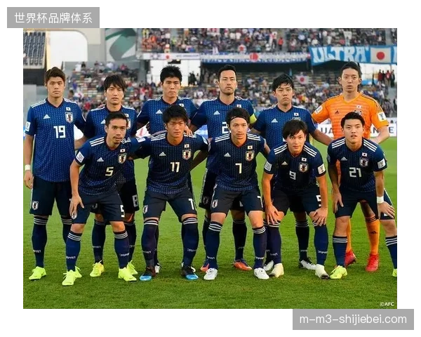 森保一战术板拥多样选择，久保与堂安律提供两种进攻解法